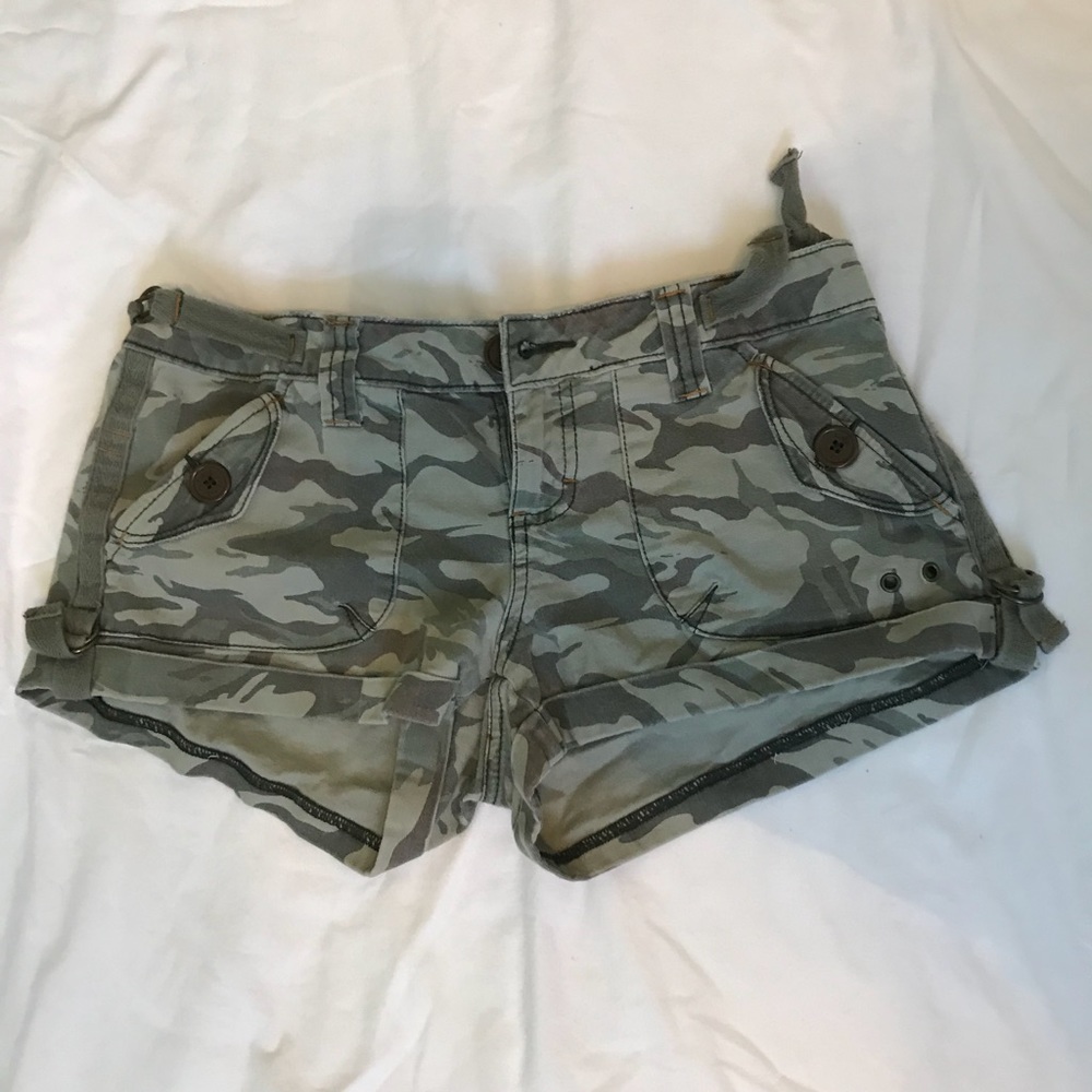 camo shorts